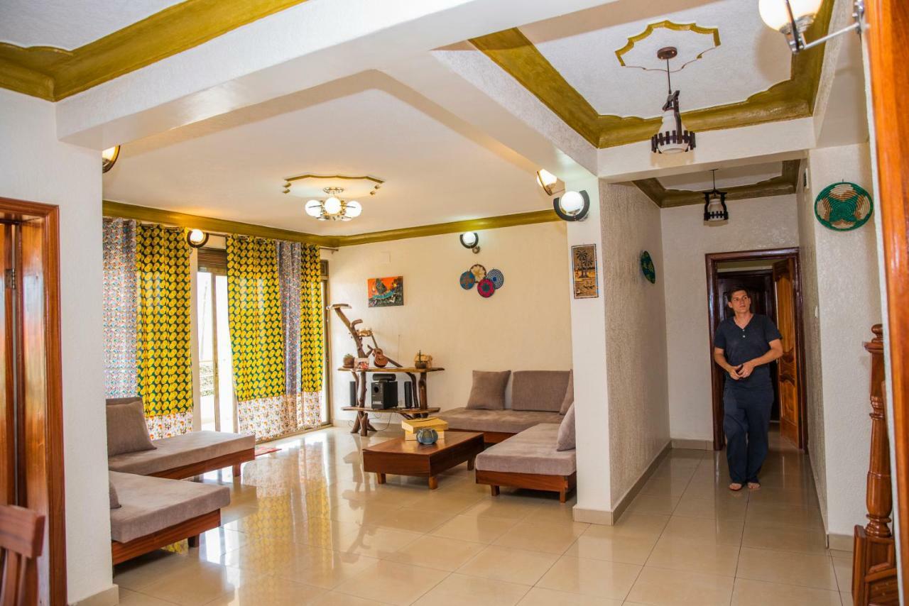 Albergue Kigali Castle Exterior foto